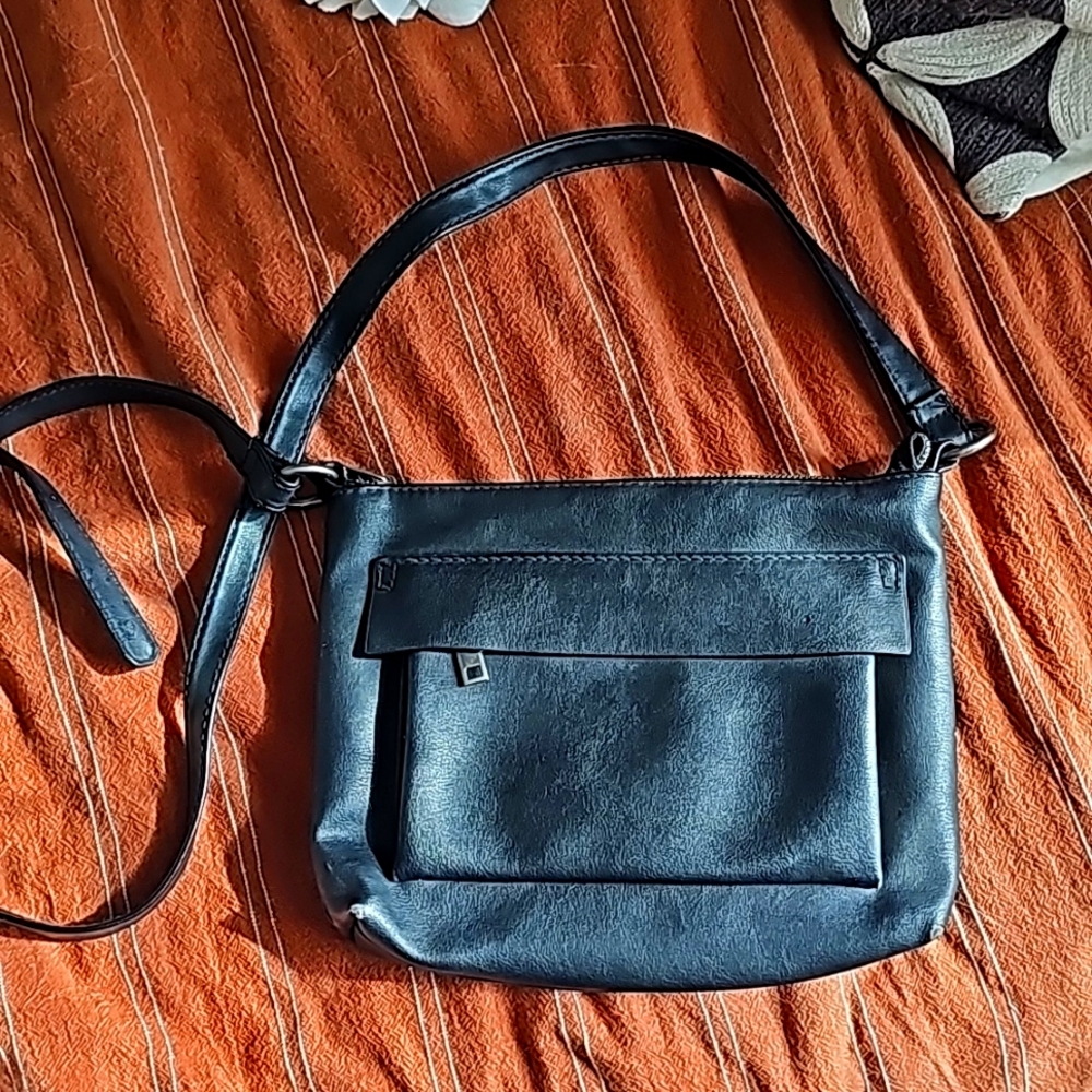 Black cross body purse